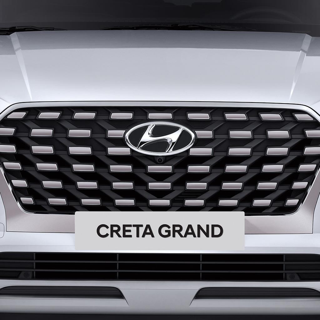 Parrilla cromada en Hyundai Creta Grand color plata