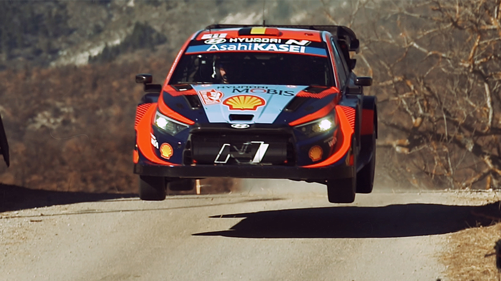 Auto de hyundai motor sport vista frontal