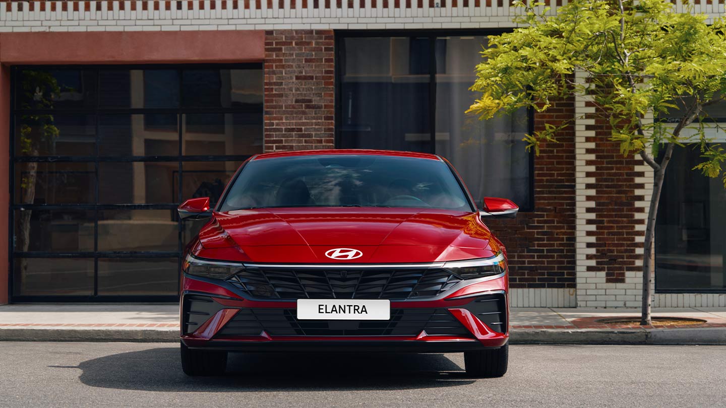 Elantra 2024 vista frontal