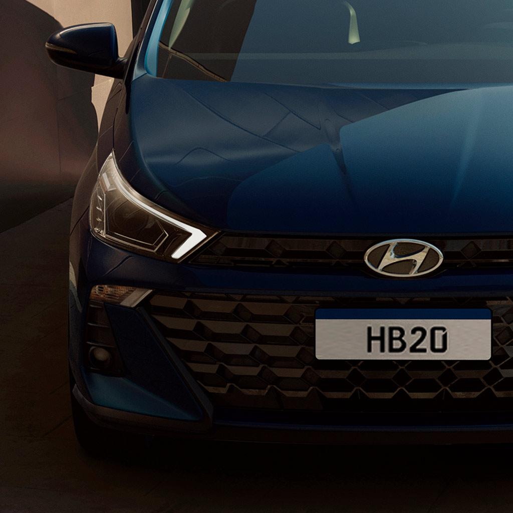 Vista frontal de HB20 Hatchback color azul