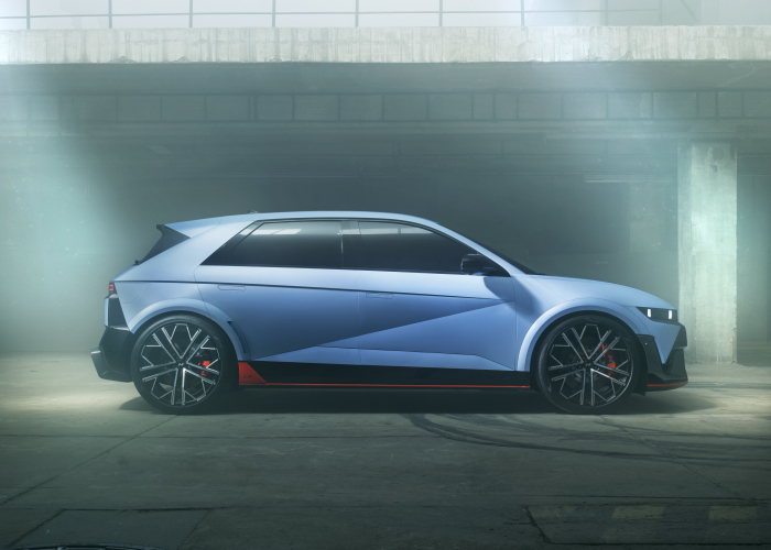 IONIQ Vista lateral