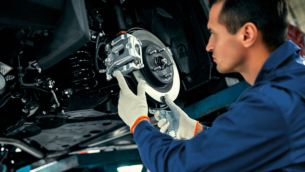 Hyundai​  Santa Fe en Mantenimiento y Revisión del filtro del motor del auto